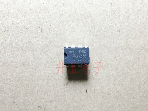 原装进口拆机 UC2844N UC2844 UC2844BN 电源管理芯片 直插DIP-8