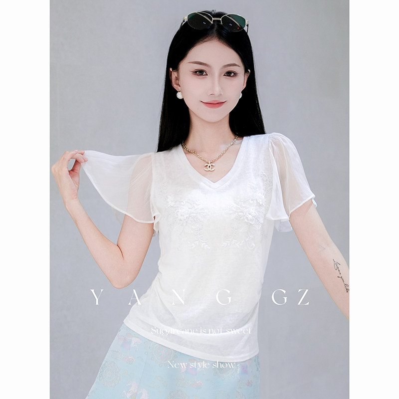 YANG GZ【秀珠小姐】白色v领立体花朵打底衫上衣女泡泡袖气质T恤