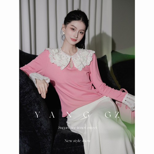 山茶花娃娃领针织打底衫上衣女