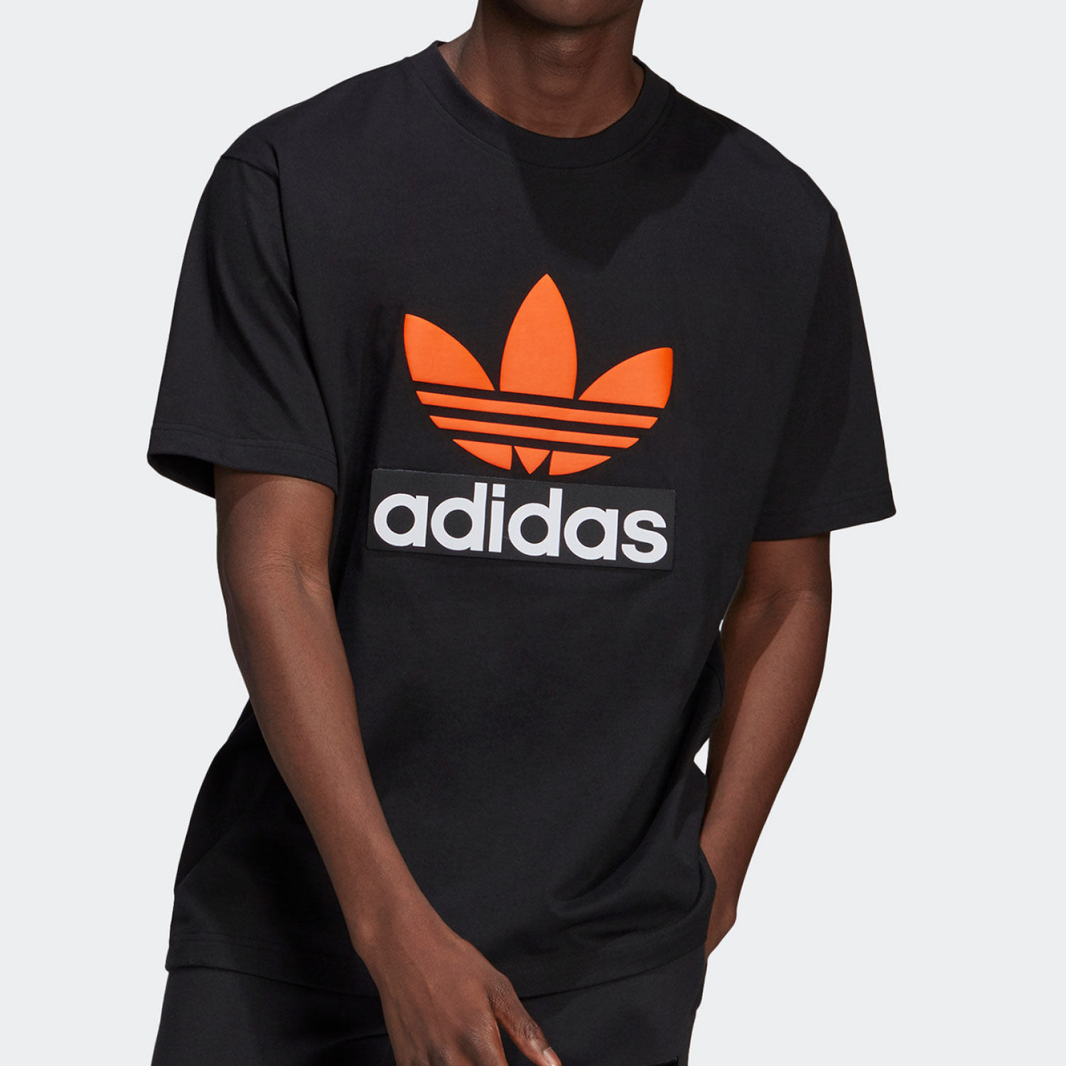 Adidas/阿迪达斯正品三叶草男夏新款运动休闲圆领短袖T恤衫H09347