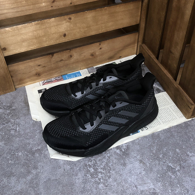 阿迪达斯男女缓震运动跑步鞋