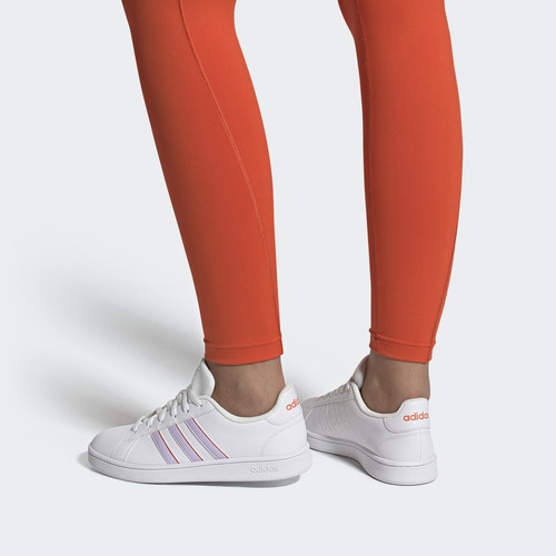 adidas夏季低帮系带eg4029运动鞋