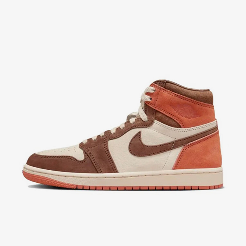 Nike/耐克女士复古高帮运动板鞋