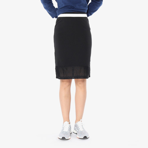 Adidas女子运动休闲cv7359半身裙