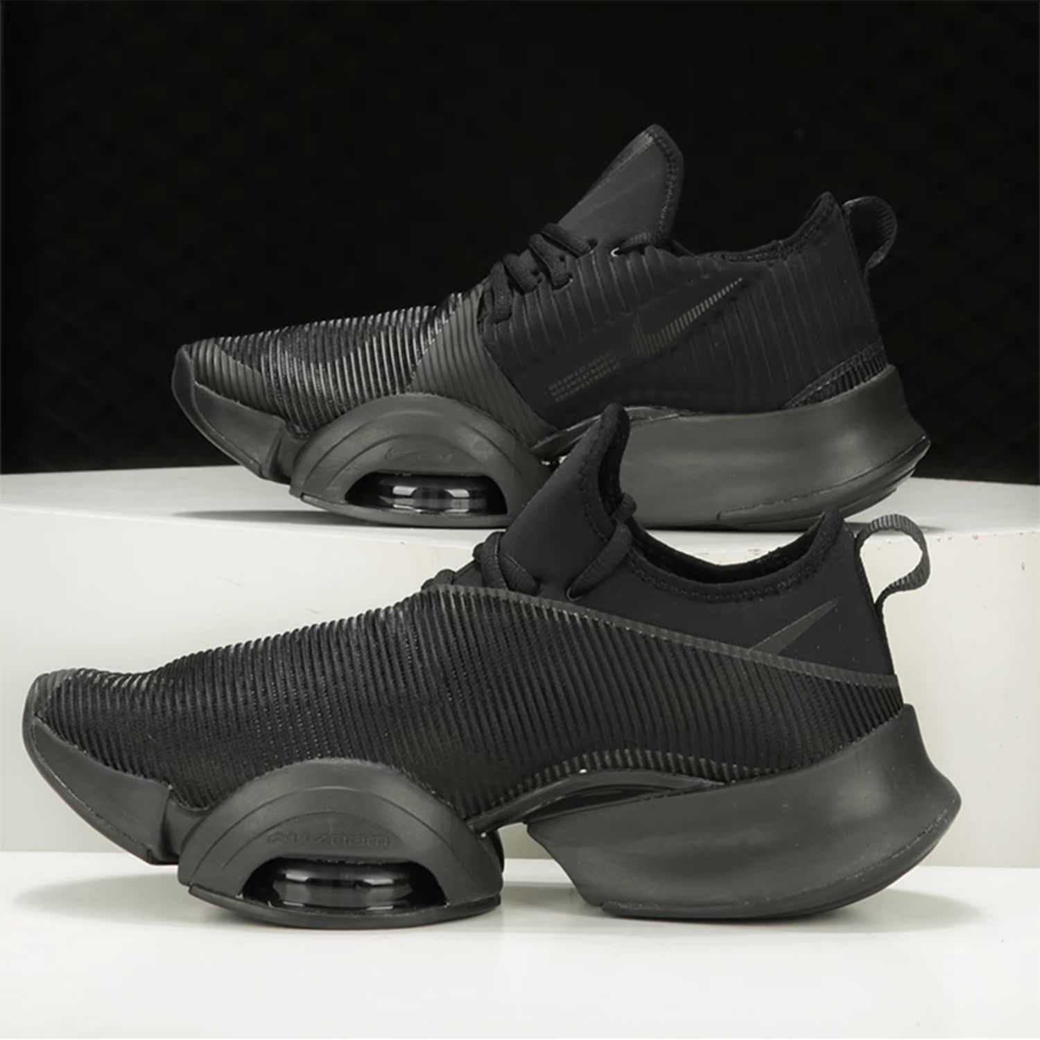 耐克男运动跑步休闲鞋