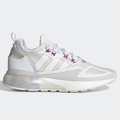 阿迪达斯男女经典运动鞋