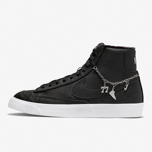 Nike/耐克正品新款Blazer女子休闲时尚运动高帮板鞋DM0850-001