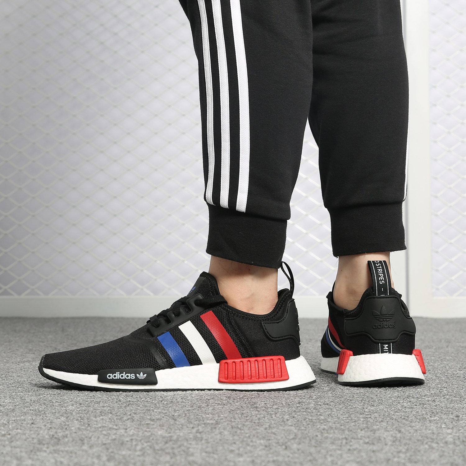 Adidas/阿迪达斯正品男女三叶草Nmd_R1 boost休闲情侣鞋F99712