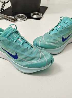 Nike/耐克正品  春季新款ZOOM FLY 3女子运动跑步鞋AT8241-100