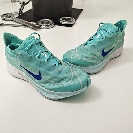 Nike/耐克正品  春季新款ZOOM FLY 3女子运动跑步鞋AT8241-100