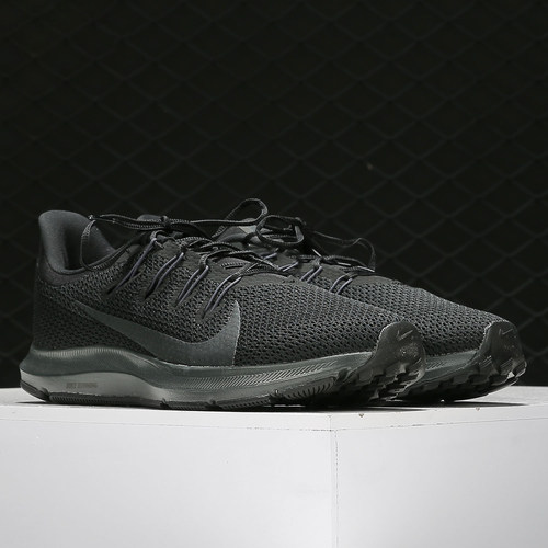 耐克网面男子休闲运动缓震跑步鞋