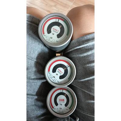 变频器柜门安装附件 VW3A1112 保