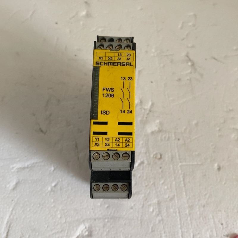 台湾明纬MW RSP-200-12 开关电源 12V 16.7A 200W