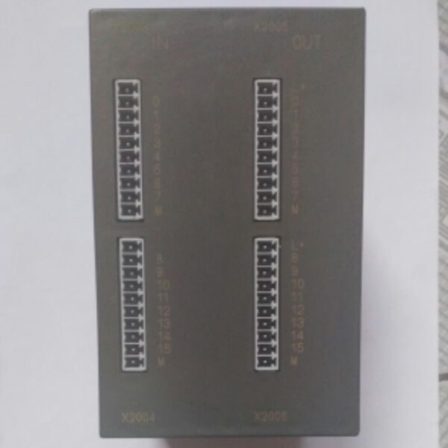 6FC5 511-0CA00-0AA0    6FC5511-0CA00-0AA0   拆机件  有点损伤