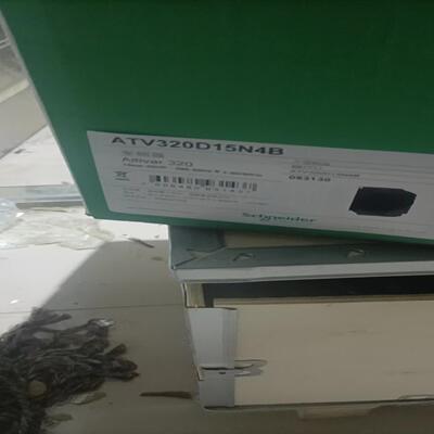 变频器ATV320D15N4B便宜卖