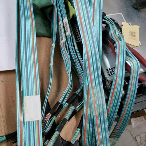 HP DL560p Gen8 服务器 5盘位 2.5寸SAS 硬盘背板sas线684541-001