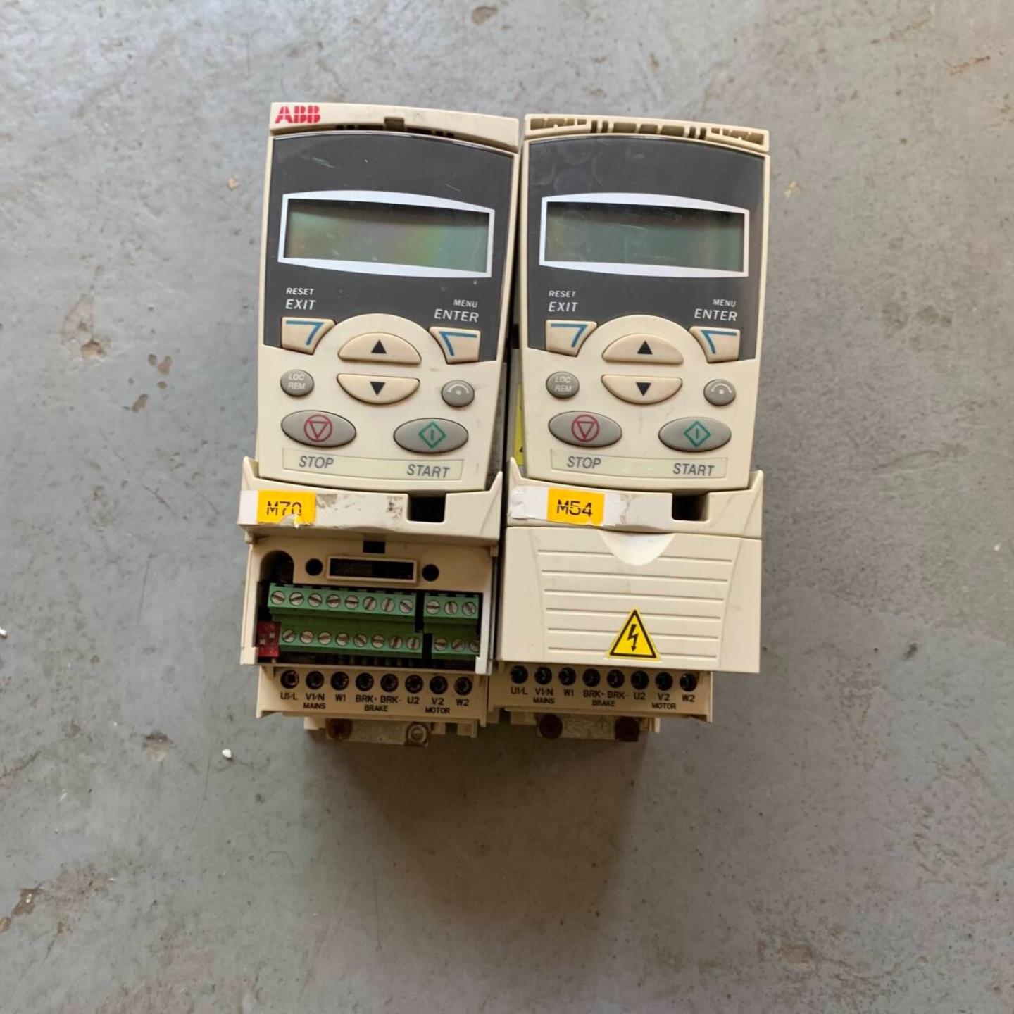 ABB ACS355系列变频器4kw 三相380V