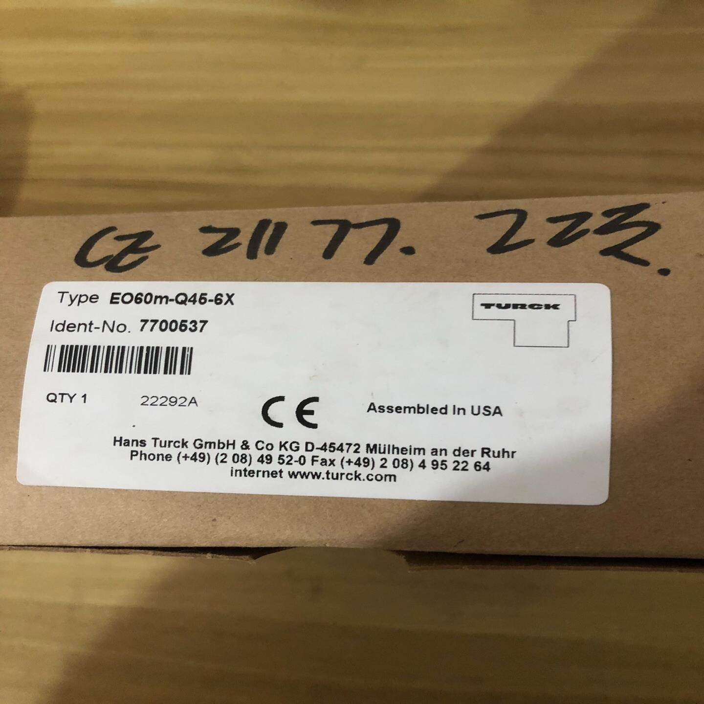 Turck图尔克光电传感器Eo60m-Q45-6X全新正品