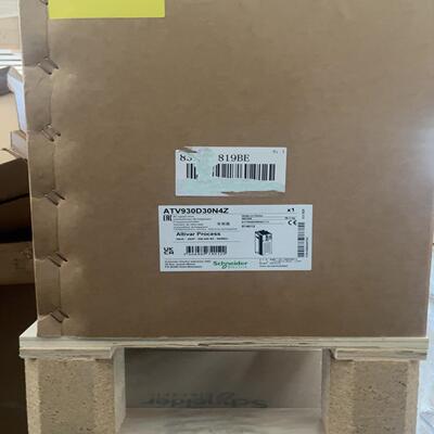 ATV930D30N4Z变频器功率30KW全新原装