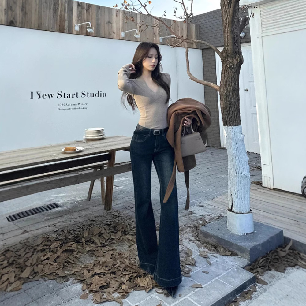 美式复古微喇牛仔裤女春夏新款修身显瘦低腰长裤直筒烟管喇叭裤潮