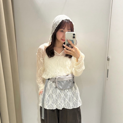 夏季日系K*F连帽立体花朵透视精致叠穿防晒两侧开衩宽松蕾丝罩衫