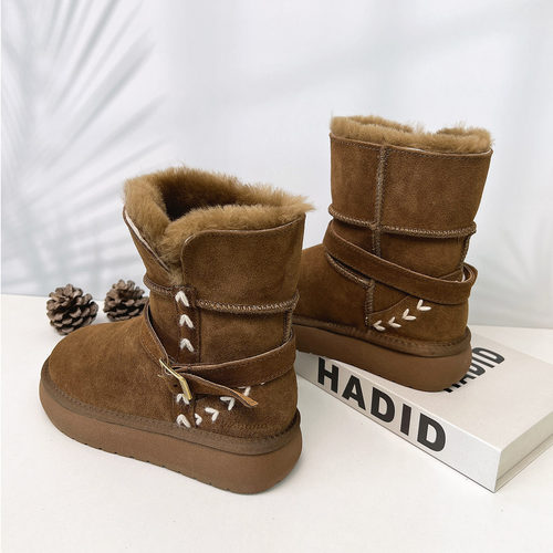 全羊毛中筒雪地靴保暖防滑厚底