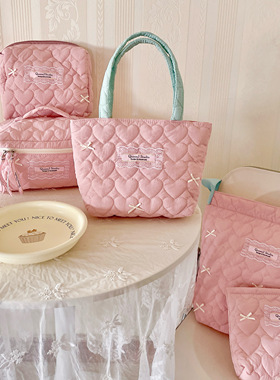 QueenJ Studio奶油爱心包包绗缝棉单肩手提包大容量化妆包收纳包