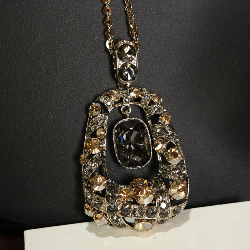 时尚奢华大气毛衣链女水晶