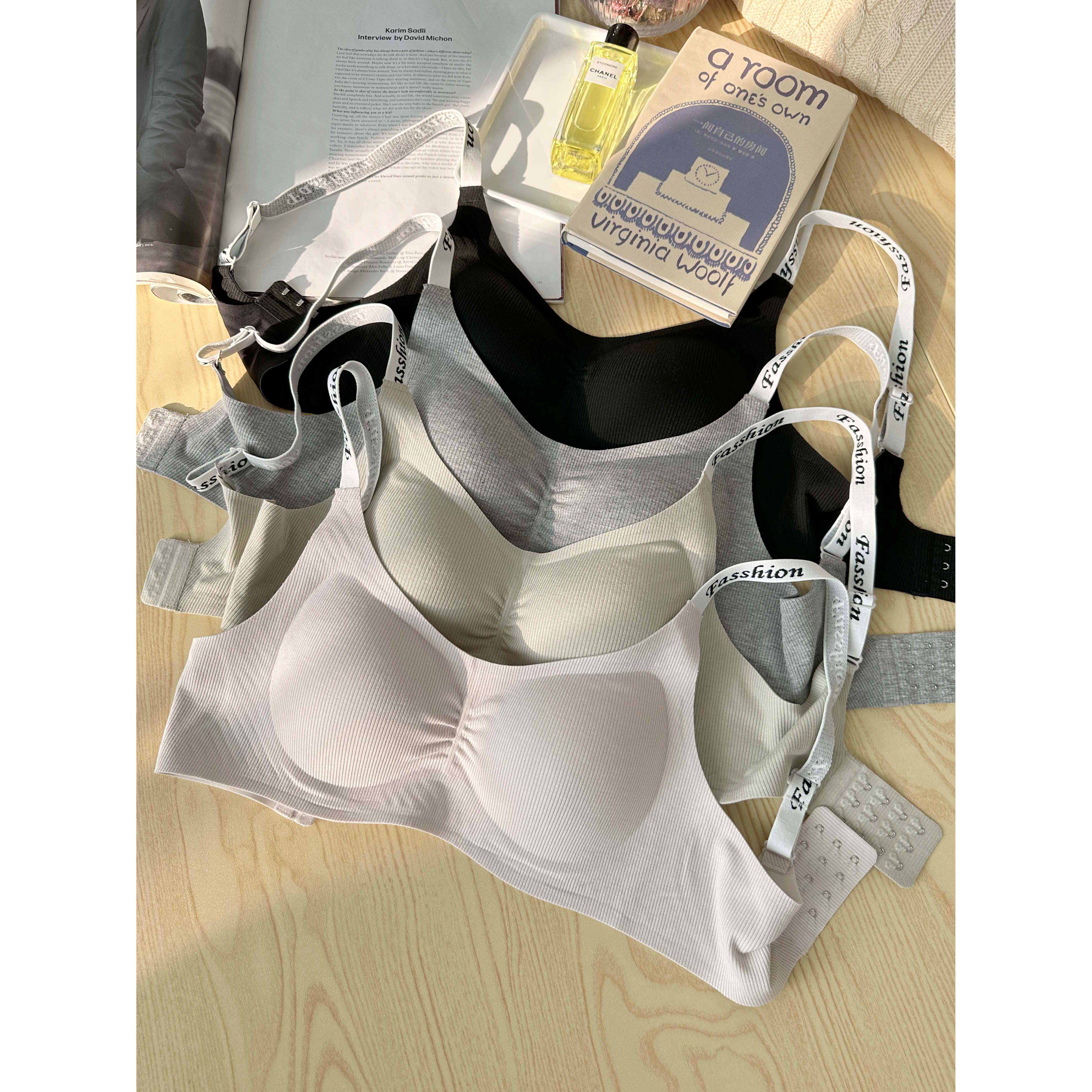 字母螺纹运动内衣舒适无痕文胸