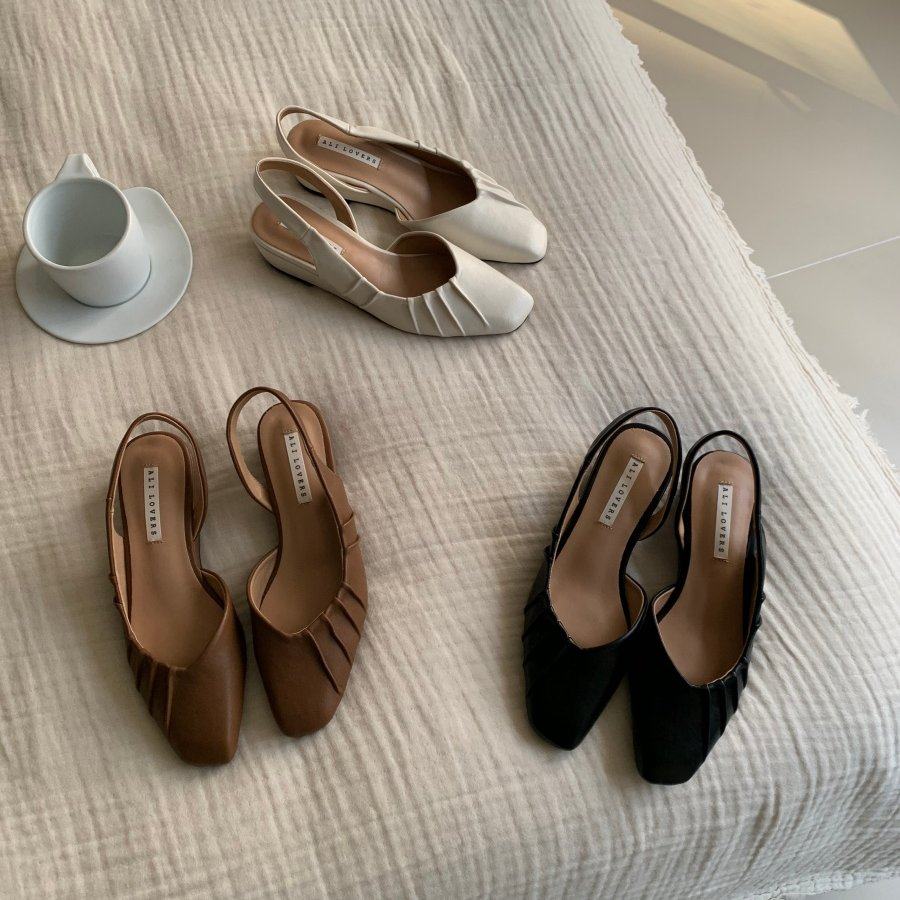 法式褶皱坡跟后绑带包头凉鞋女2026年春坡跟温柔百搭舒适浅口单鞋
