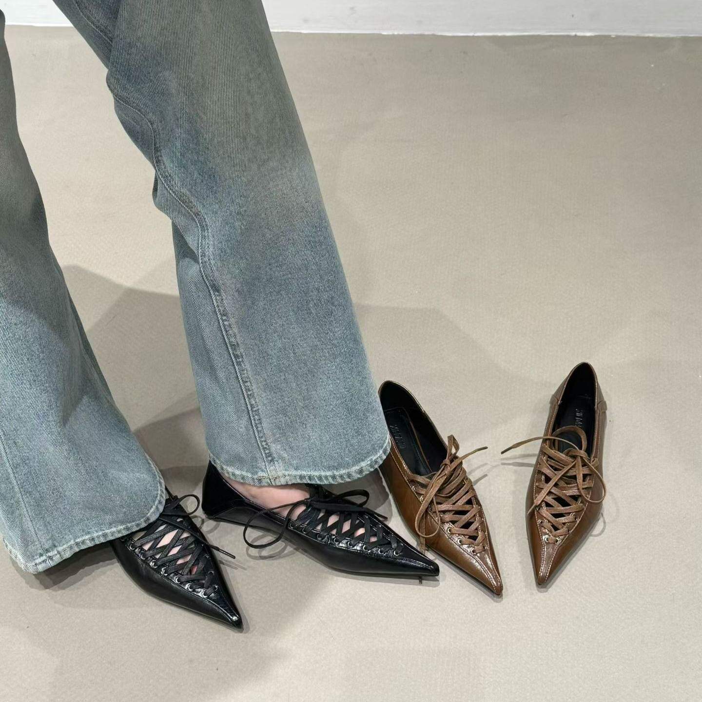 韩式尖头编织绑带单鞋女2026春季新款平底跟深口百搭英伦风小皮鞋