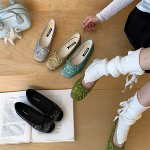 轻奢风闪烁亮片平跟芭蕾鞋女配裙子轻松驾驭款温柔仙女拼色豆豆鞋