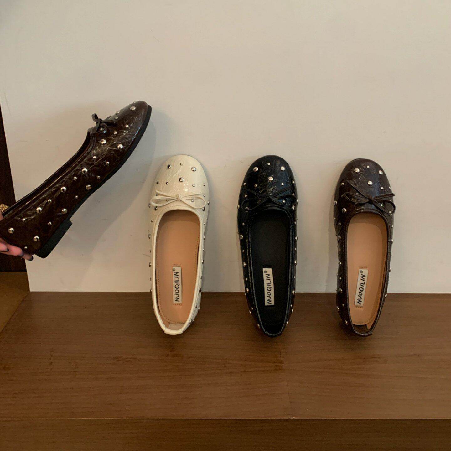 DouDou家法式复古铆钉平底芭蕾舞鞋2026新款软底浅口蝴蝶结包鞋