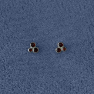 PEPE 纯银石榴石果粒耳钉 SALE