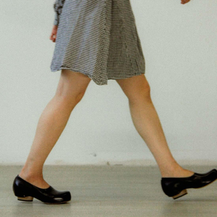 真皮女 浅口单鞋 DOYS 都灵手工木屐