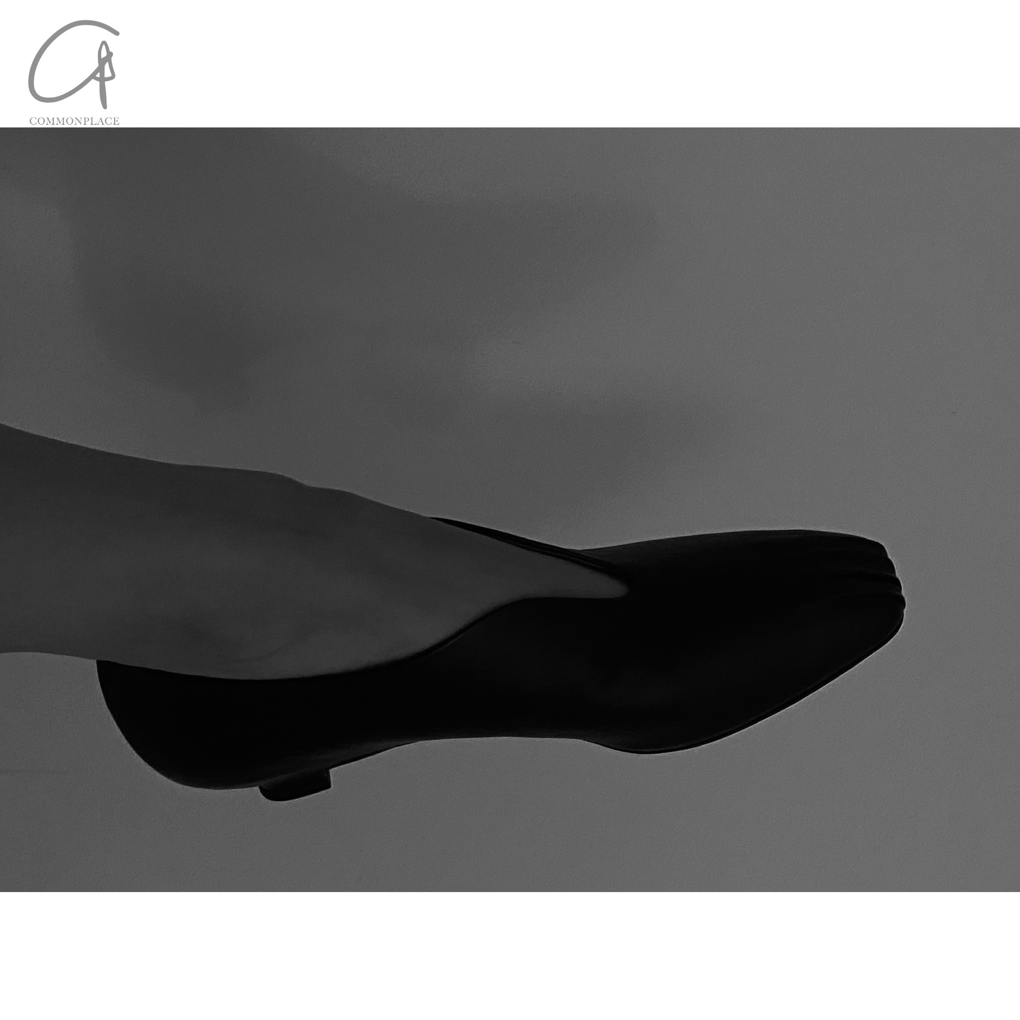 Mamekurogouchi曲线低跟防滑鞋