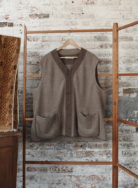 AVIVA JIFEI XUE 25秋冬 开衫背心 commonplace 品牌集合店