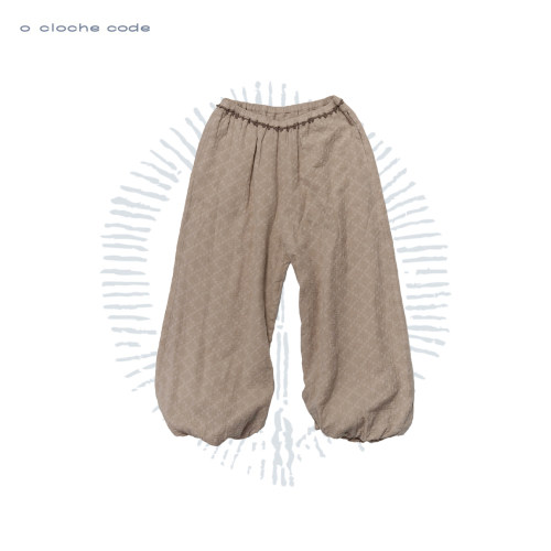 欧阳娜娜 o cloche code 26SS 暗纹灯笼裤