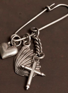 WERKSTATT MUNCHEN 幸运符安全别针 M4308