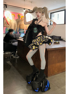 40%OFF WINDOWSEN  挂脖露脐人造毛皮上衣