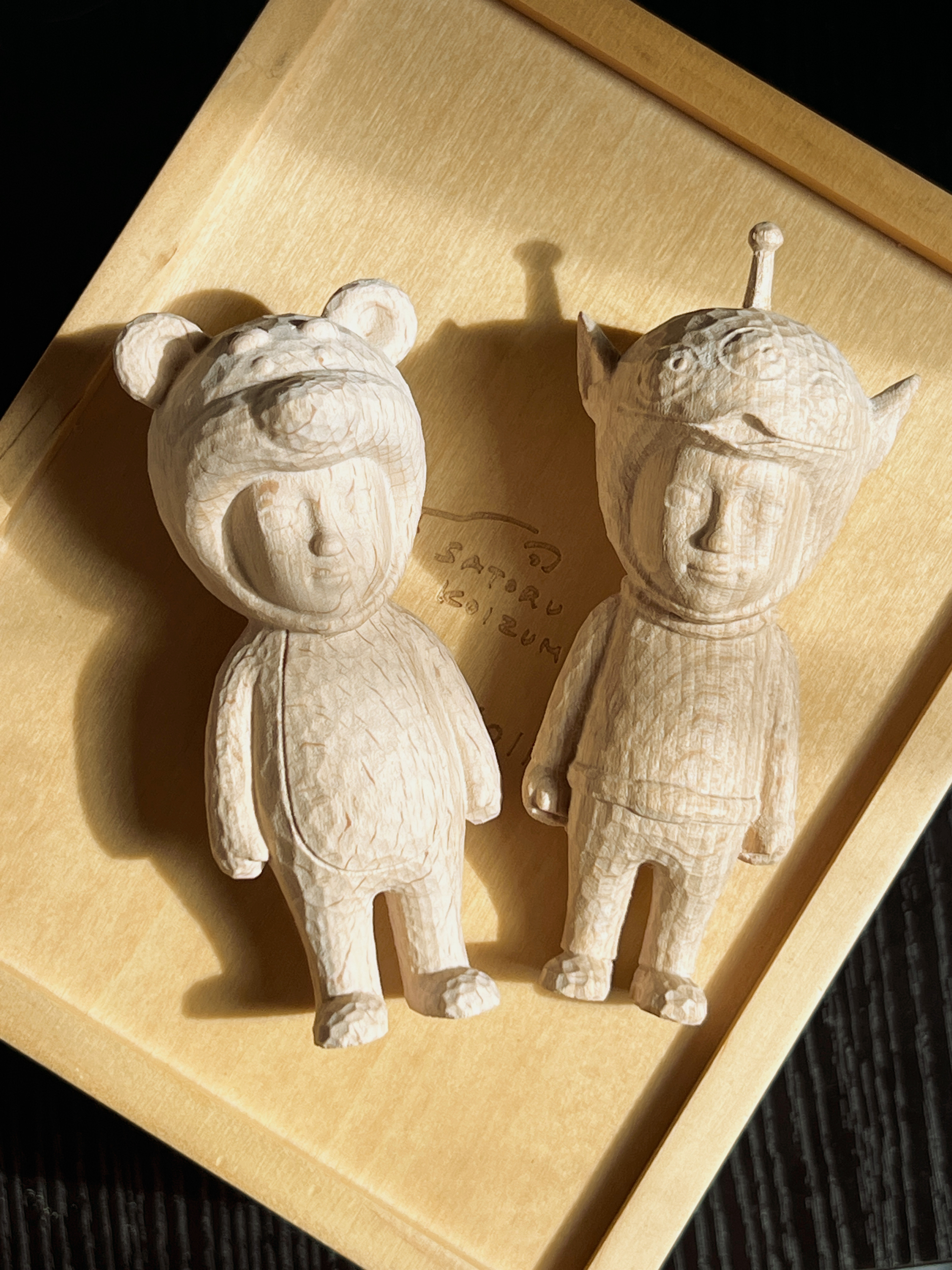 日本艺术家小泉悟迪士尼toystory玩具总动员三眼仔草莓熊木雕摆件