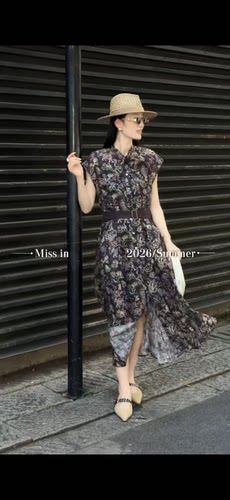 2026新款女装时尚气质百搭显瘦连衣裙