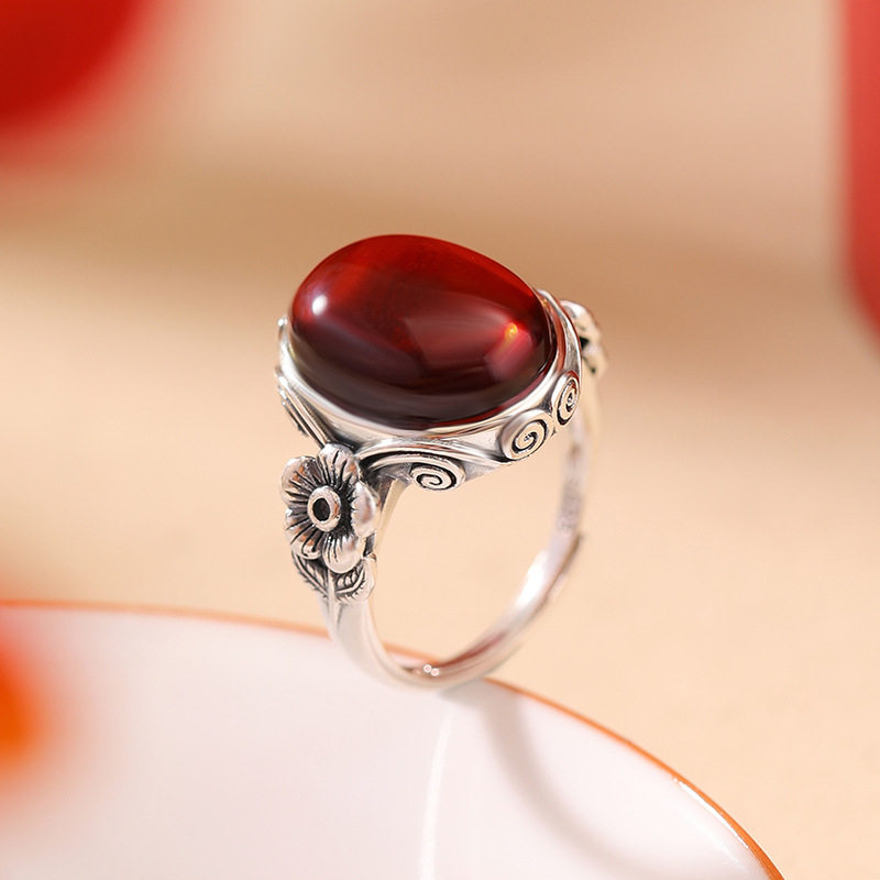 通体纯银S925纯银血珀复古做旧国潮祥云花朵蛋面戒指气质开口指环