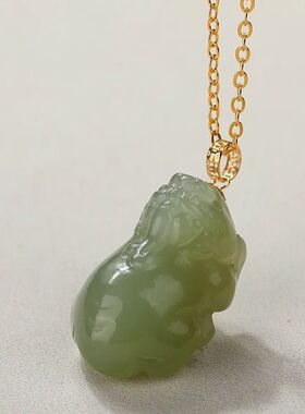 天然和田玉貔貅项链18K真金扣头银饰镀金链女士装饰品情侣玉吊坠