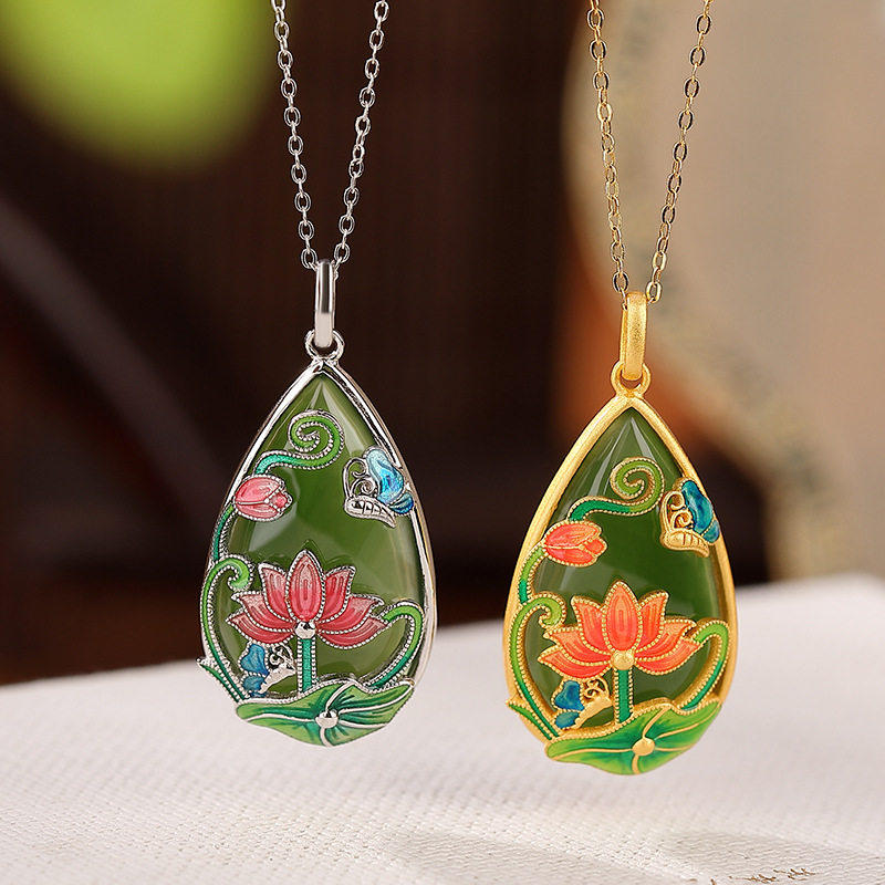 通体S925纯银镀金和田玉碧玉国潮莲花蝴蝶吊坠复古祥云荷叶挂坠