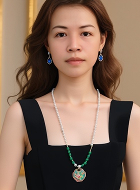复古设计感高品质高光人造水晶珍珠天然绿玉髓如意锁项链毛衣
