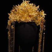 中式 金色凤冠秀禾服古韵龙凤褂婚礼跟妆发饰