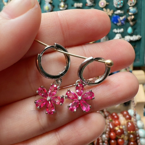 红宝石默认瑕疵不退换满25包邮