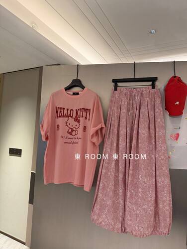 東room2026夏新款韩版时尚百搭麻料短袖KT猫印花T恤女休闲上衣潮