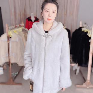 佟二堡皮草貂皮大衣女款整貂2025新款特价紫罗兰连帽进口水貂外套